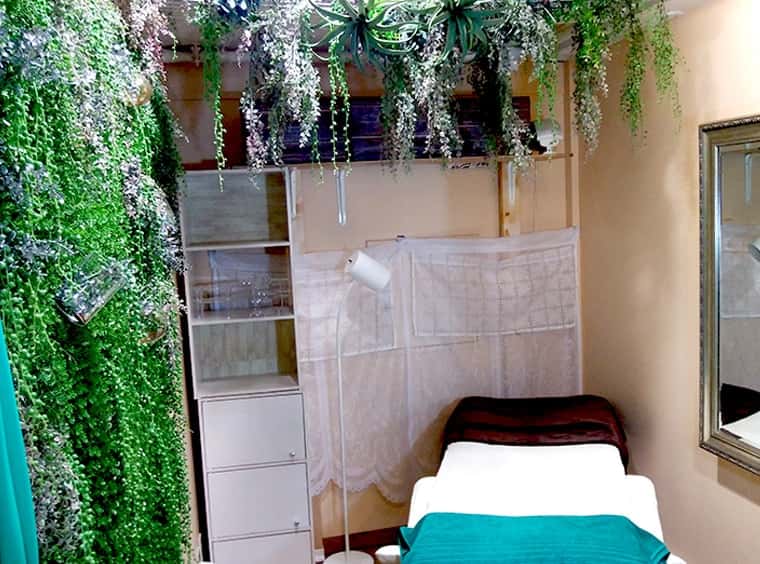 美容サロン 約25万円 1